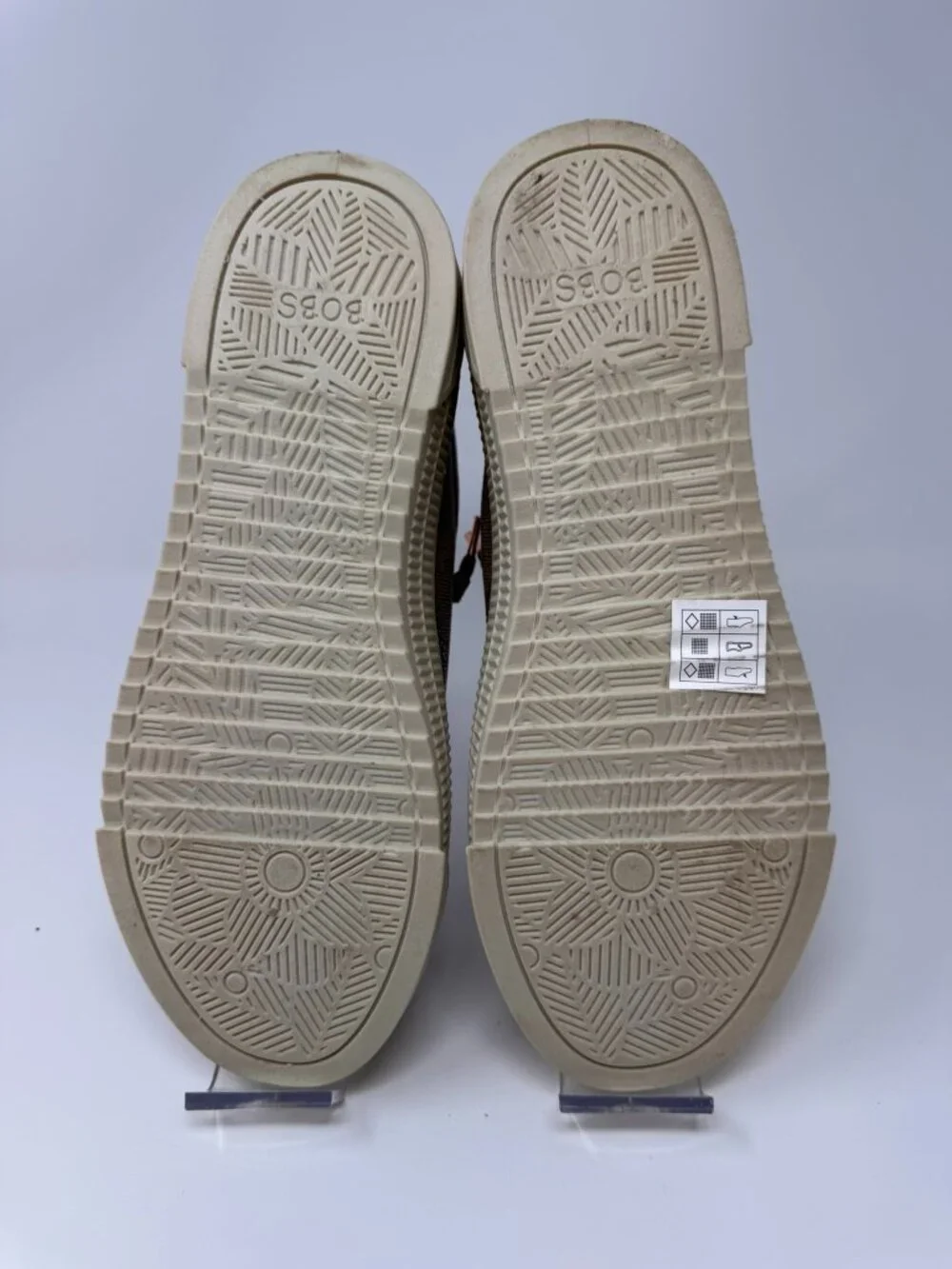Skechers Women's Bobs Copa Sneaker Size 8